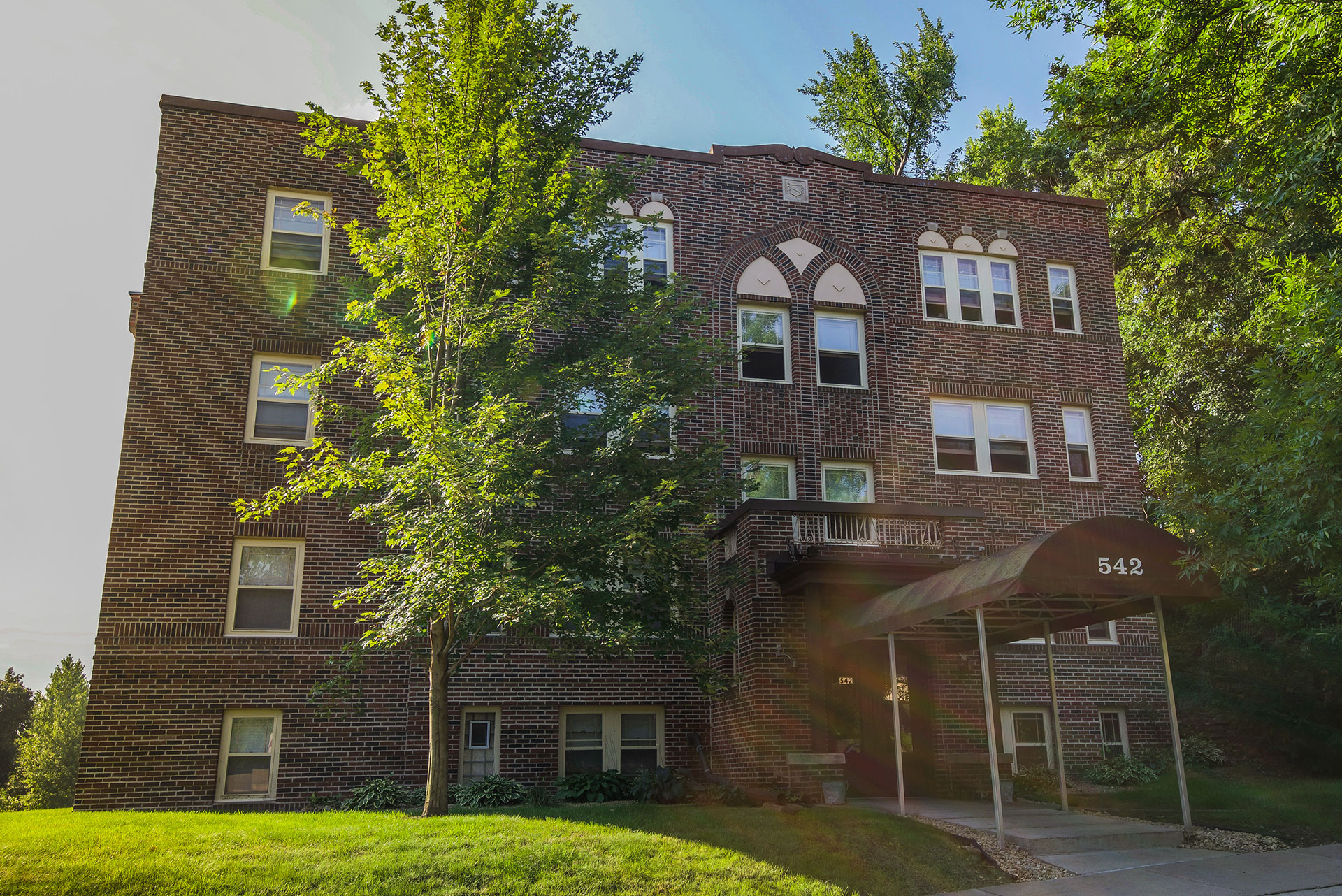 542 Lincoln Ave. St. Paul, MN 55102